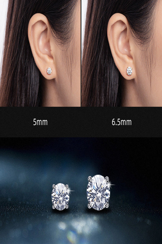 Close-up of earrings worn on an ear, with size comparison labels '5mm' and '6.5mm'.