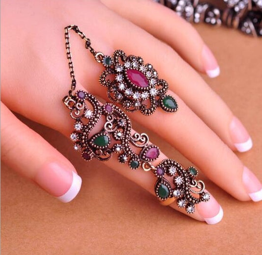 Turkish Vintage Double-Finger Ring – Ethnic Floral Statement
