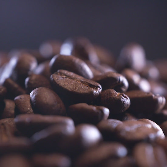 Video of espresso in action grinding beans